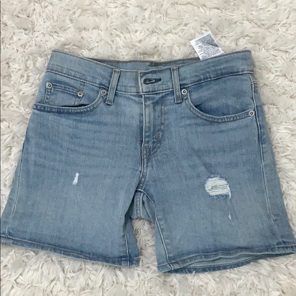 Levi Strauss women’s shorts - 26 - Picture 2 of 6